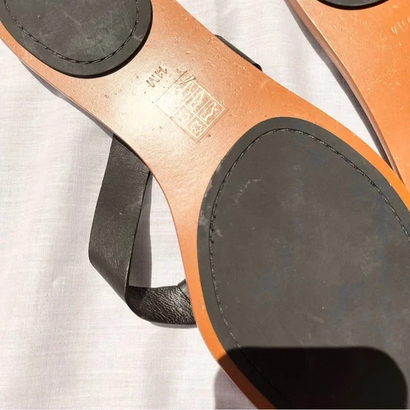 Tory Burch Black Sandals Minimalist Design - Picture 10 of 10